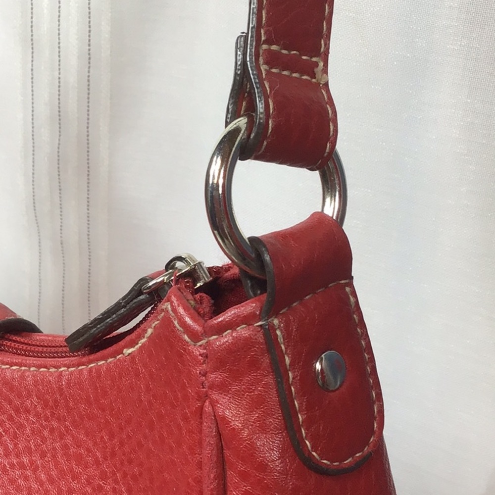 ๐น ROSETTI Red Pebble Faux Leather Secret Compartment with Wallet and Coin Purse - Picture 14 of 16